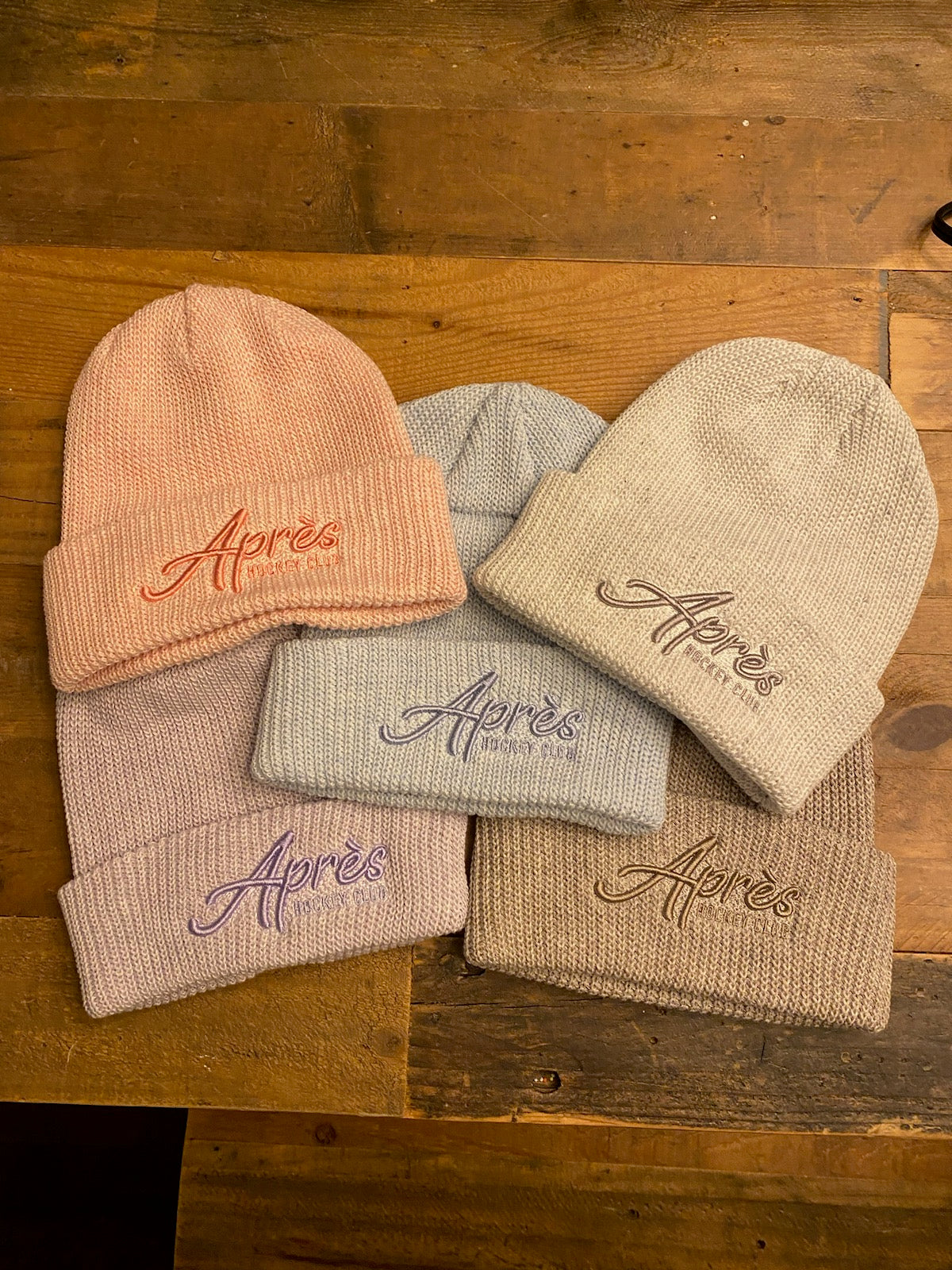 Apres Hockey Knit Beanie