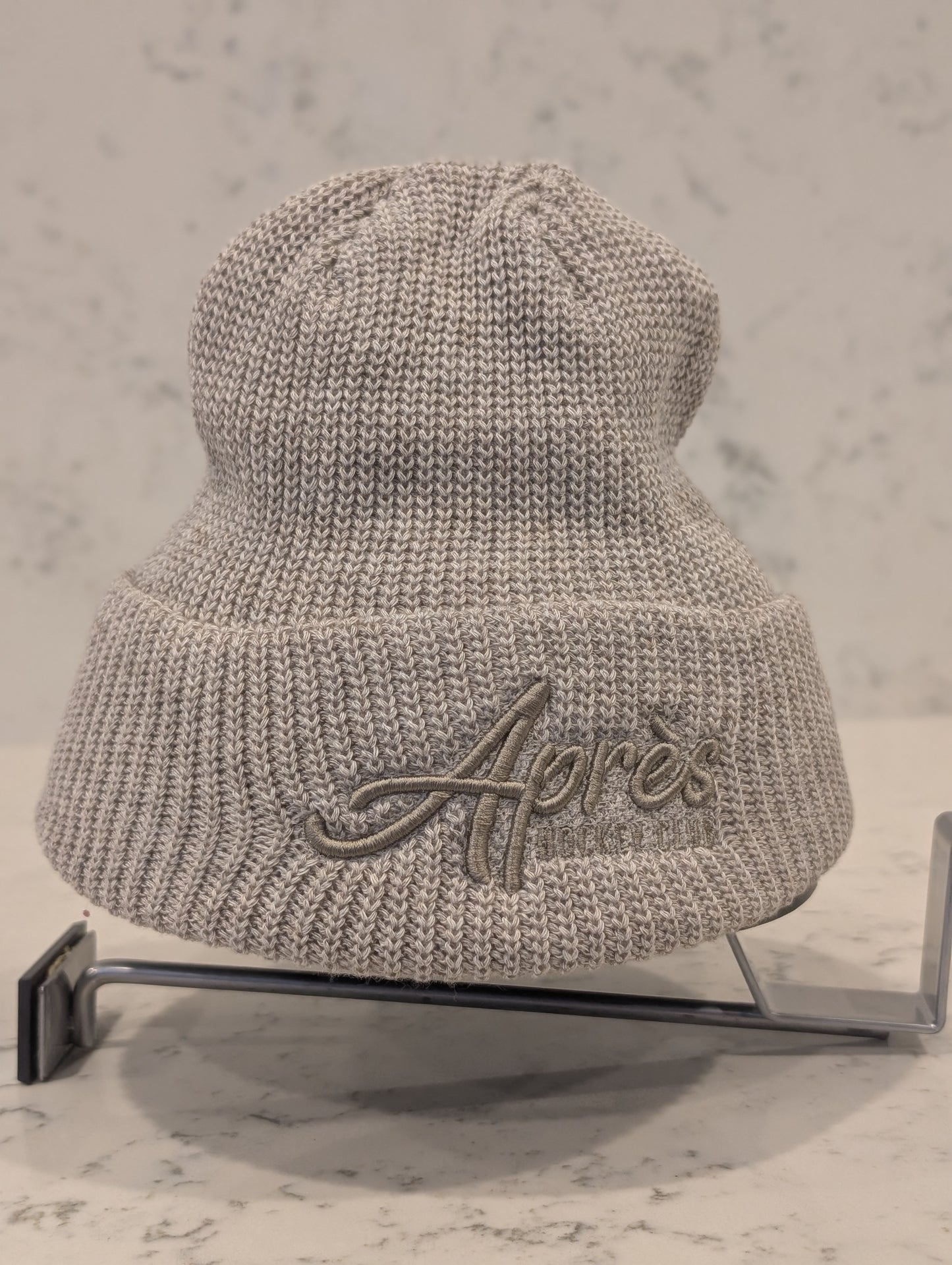 Apres Hockey Knit Beanie